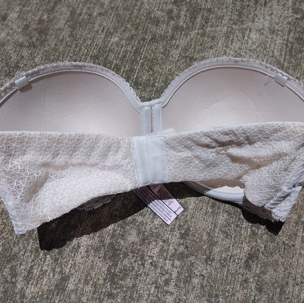 VS Strapless - Picture 4 of 6